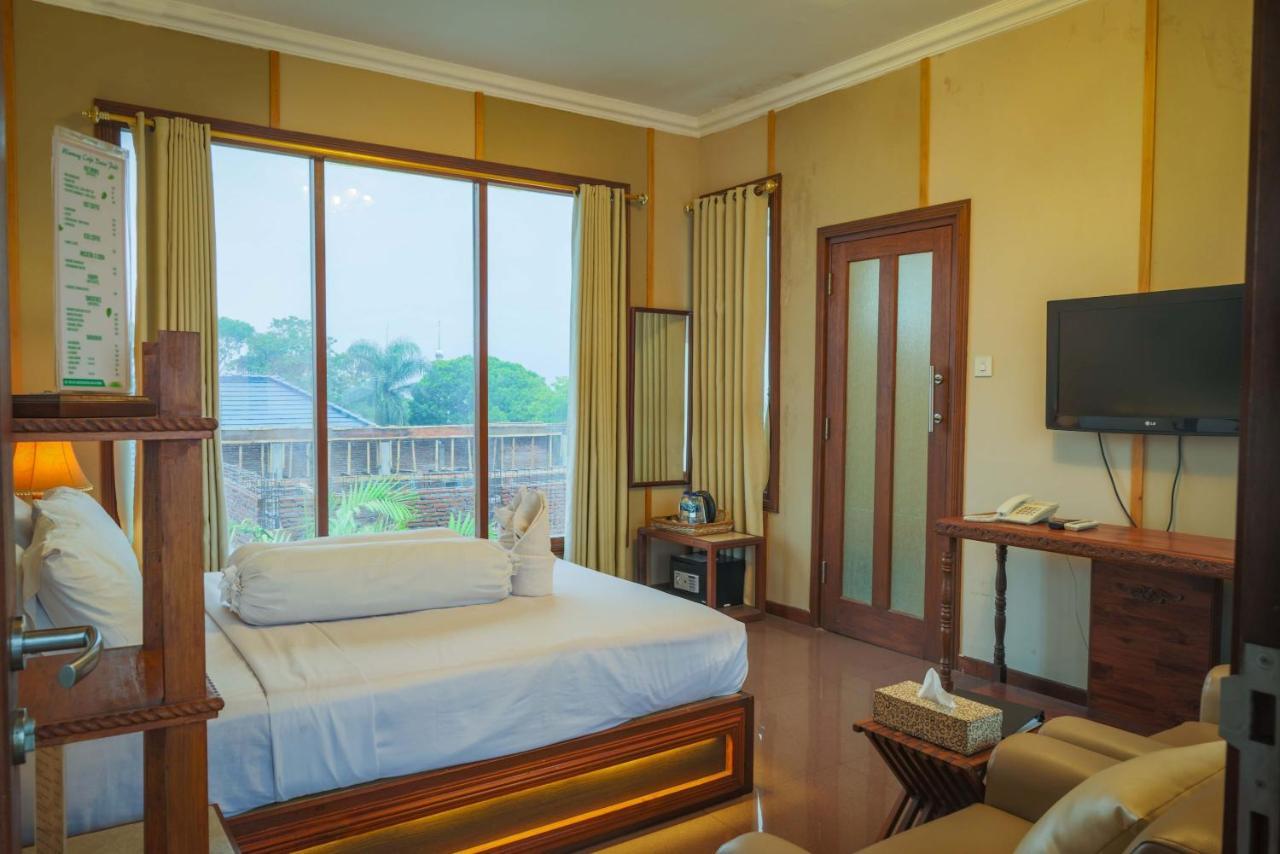 Family Hotel Gradia 2 Batu  Kültér fotó