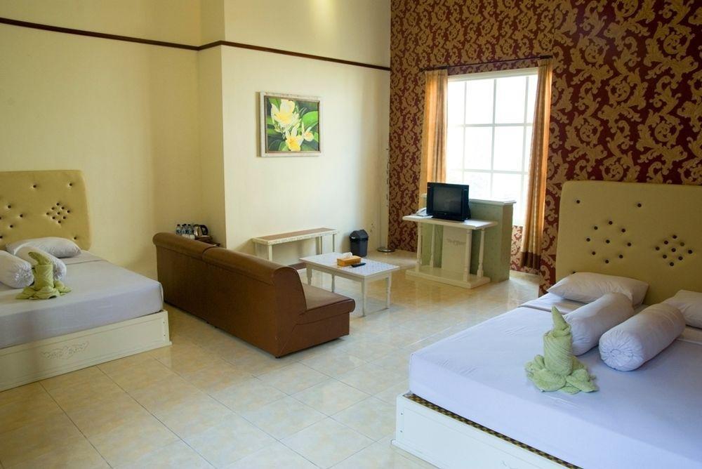 Family Hotel Gradia 2 Batu  Kültér fotó