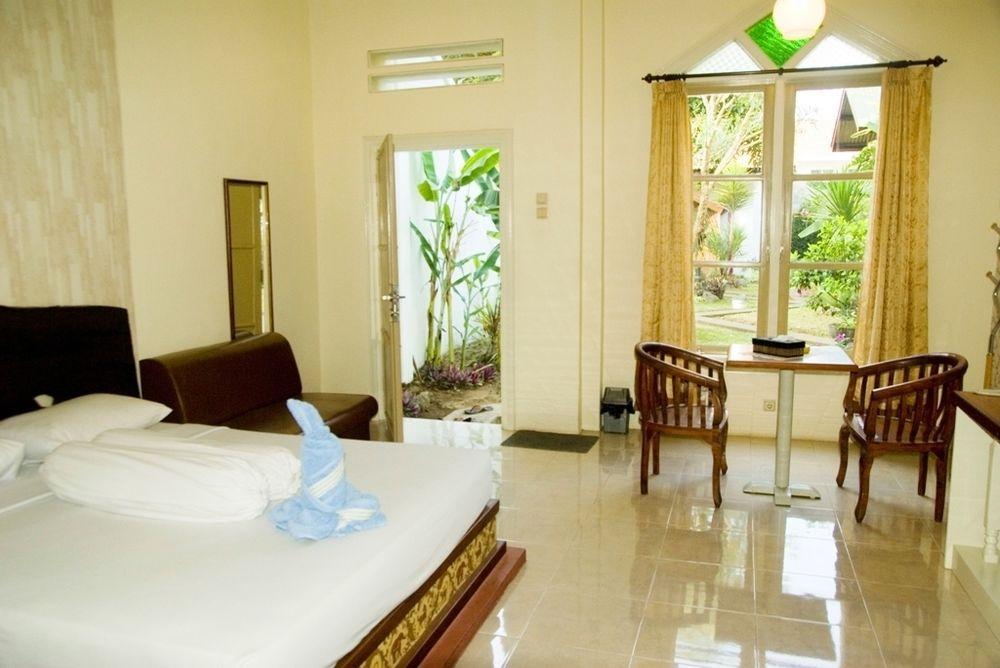Family Hotel Gradia 2 Batu  Kültér fotó
